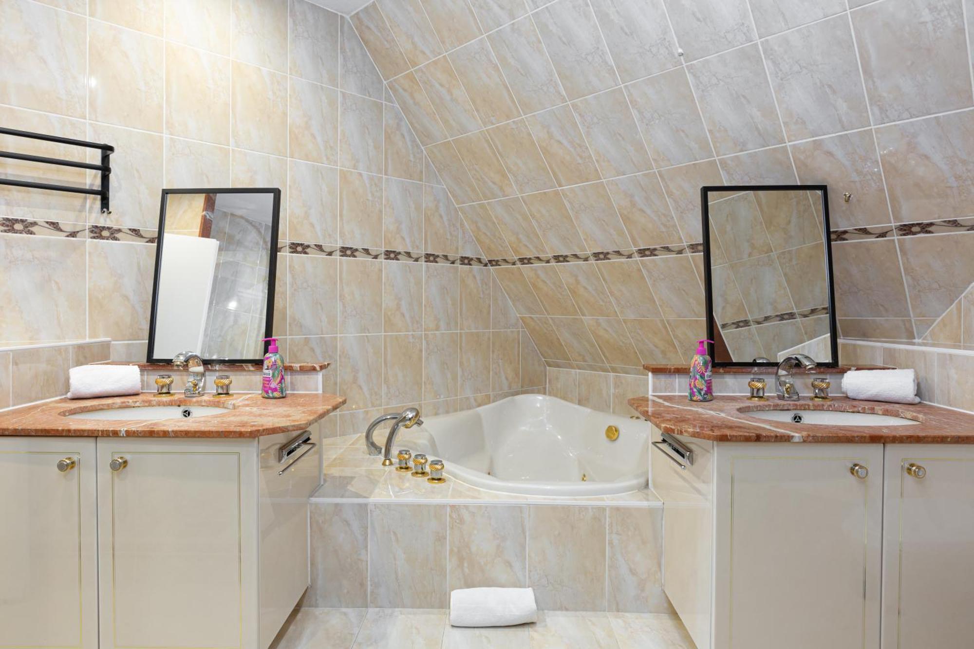 Gites Spa Strasbourg - Villa Ours - Spa Prive, Sauna, Borne D'Arcade, Babyfoot Ittenheim Bagian luar foto
