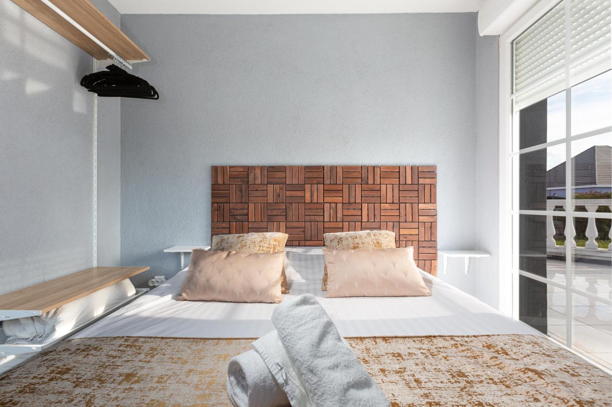 Gites Spa Strasbourg - Villa Ours - Spa Prive, Sauna, Borne D'Arcade, Babyfoot Ittenheim Bagian luar foto